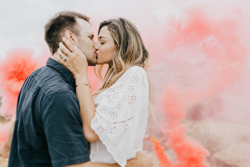 Gender Reveal Photoshoot of Woman Who Got Pregnant With IVF