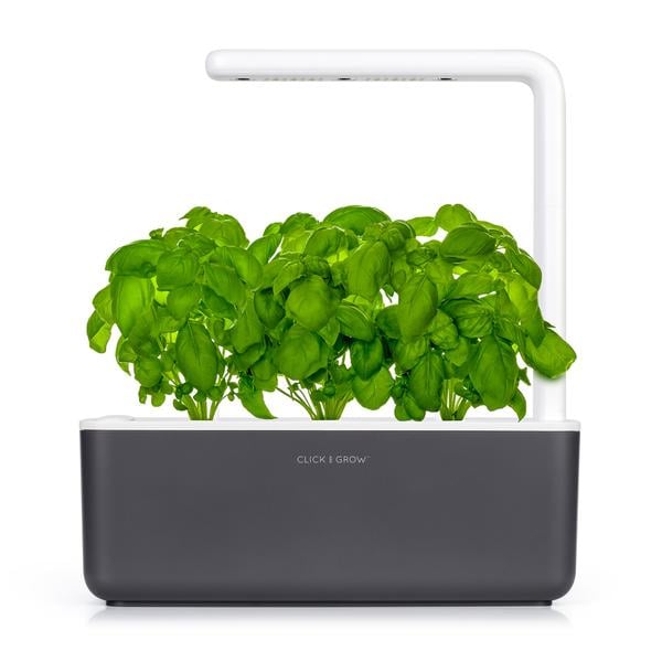 Click and Grow the Smart Garden