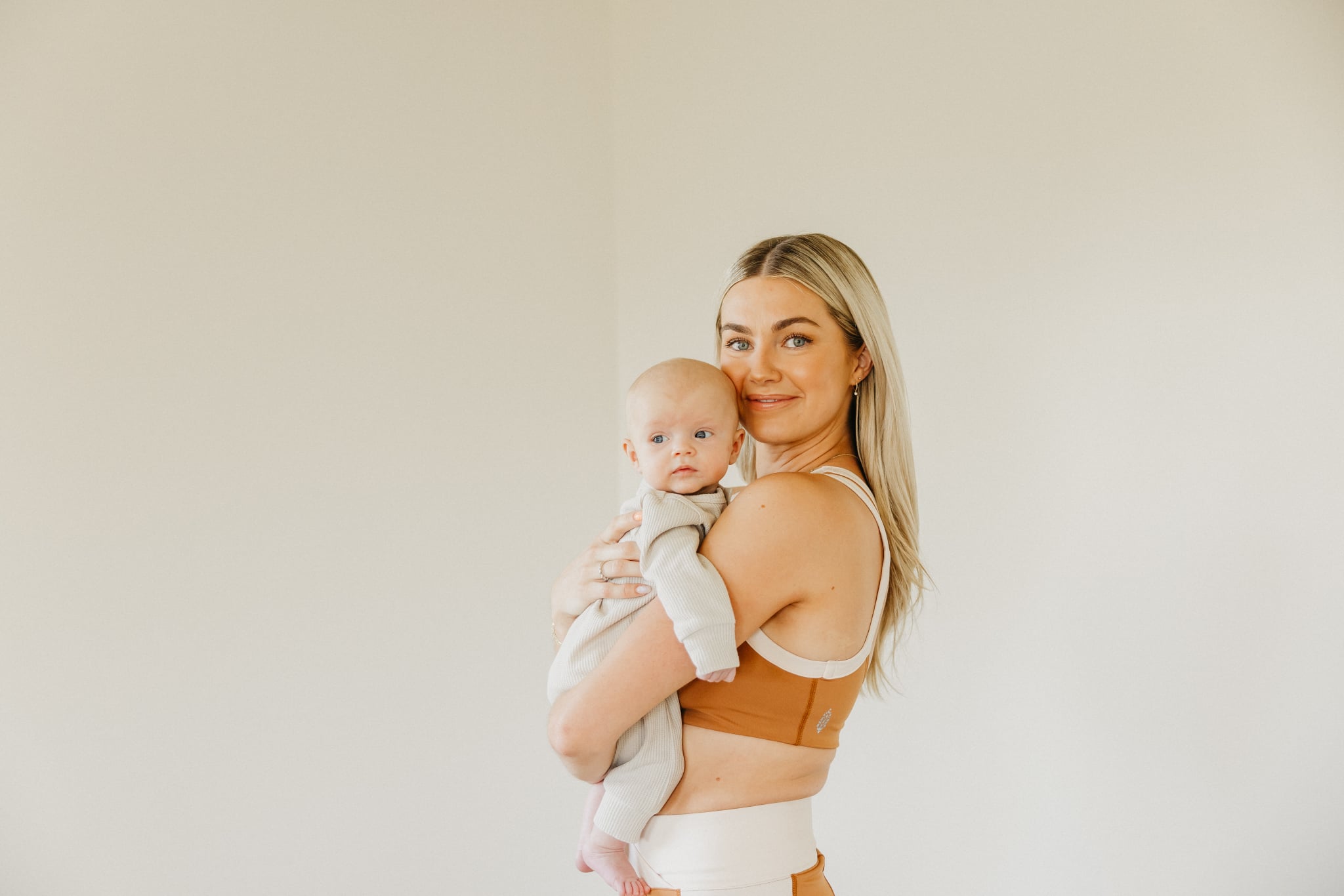 DWTS Lindsay Arnold postpartum workout class