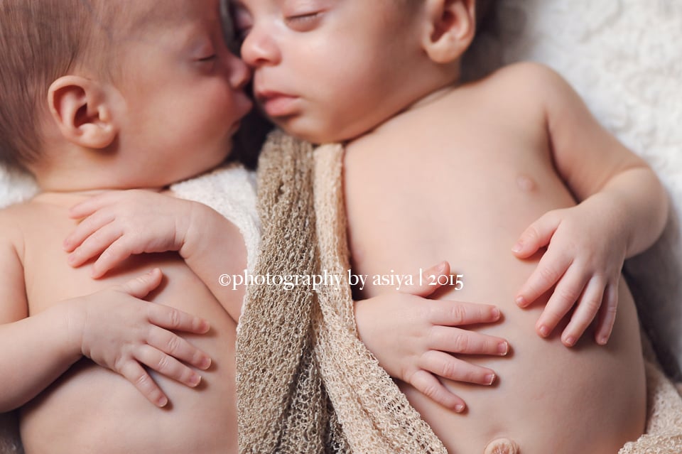 Newborn Twin Photo Ideas