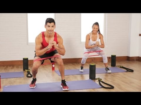 2 Booty Band Moves For a Tight Butt