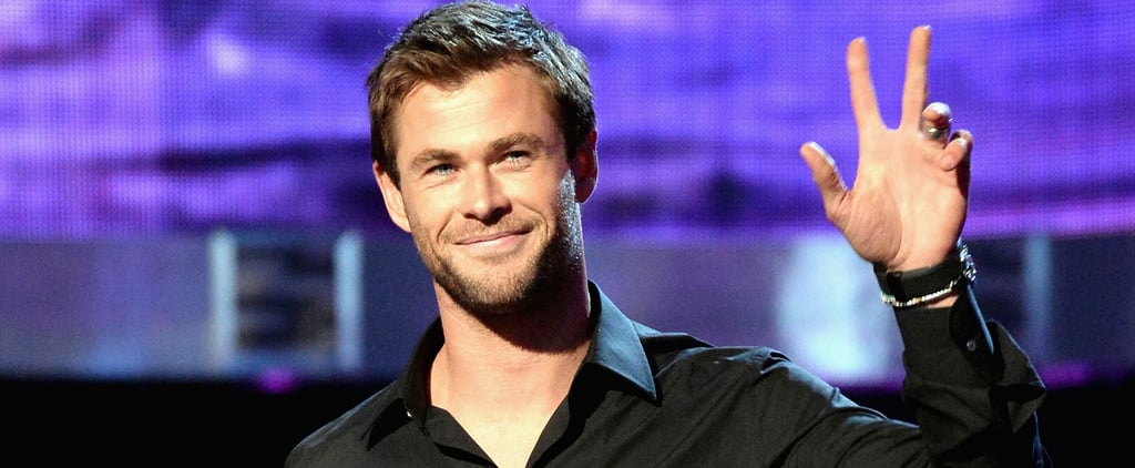 Chris Hemsworth at the People's Choice Awards 2016 Pictures
