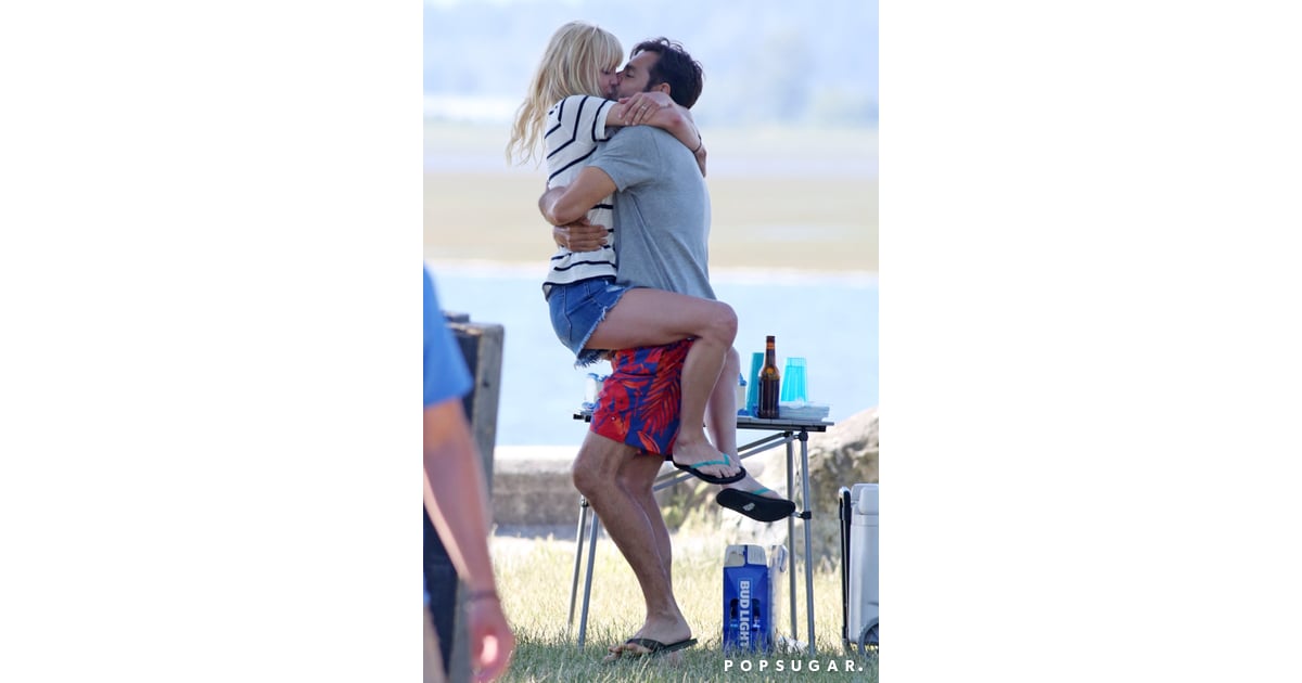 Anna Faris Filming Overboard In A Bikini Pictures June 2017 Popsugar Celebrity Photo 2 