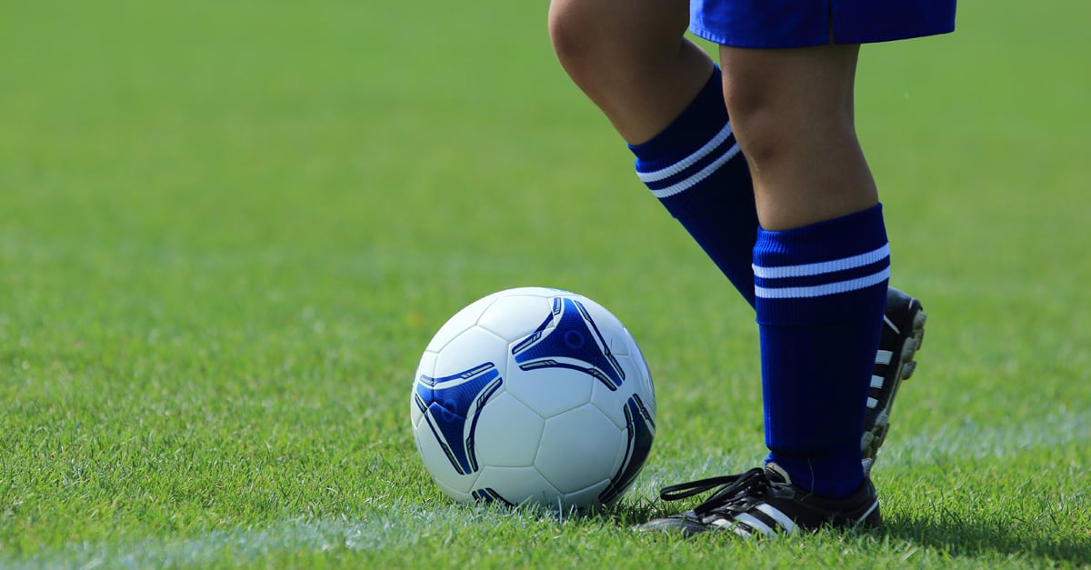 Soccer Mom Thinks Artificial Turf Gave Daughter Cancer POPSUGAR Family