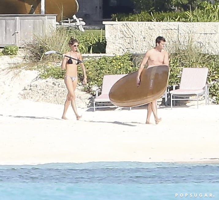 Gisele Bundchen and Tom Brady Go Paddle Boarding | Pictures