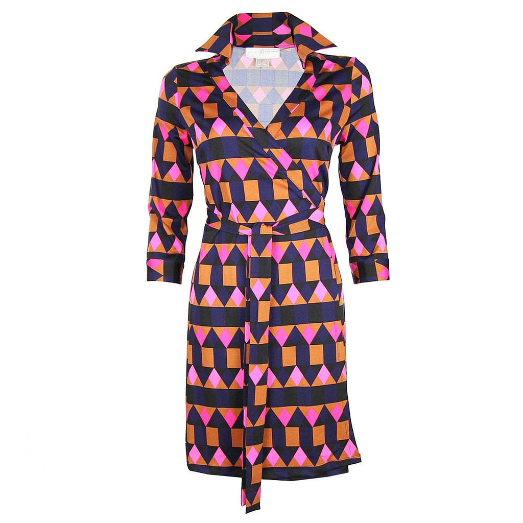 Fashionable Dresses For Breastfeeding Moms