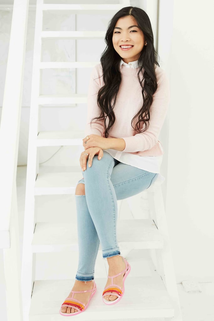 How Carrie Carrollo wears her pastel sandals