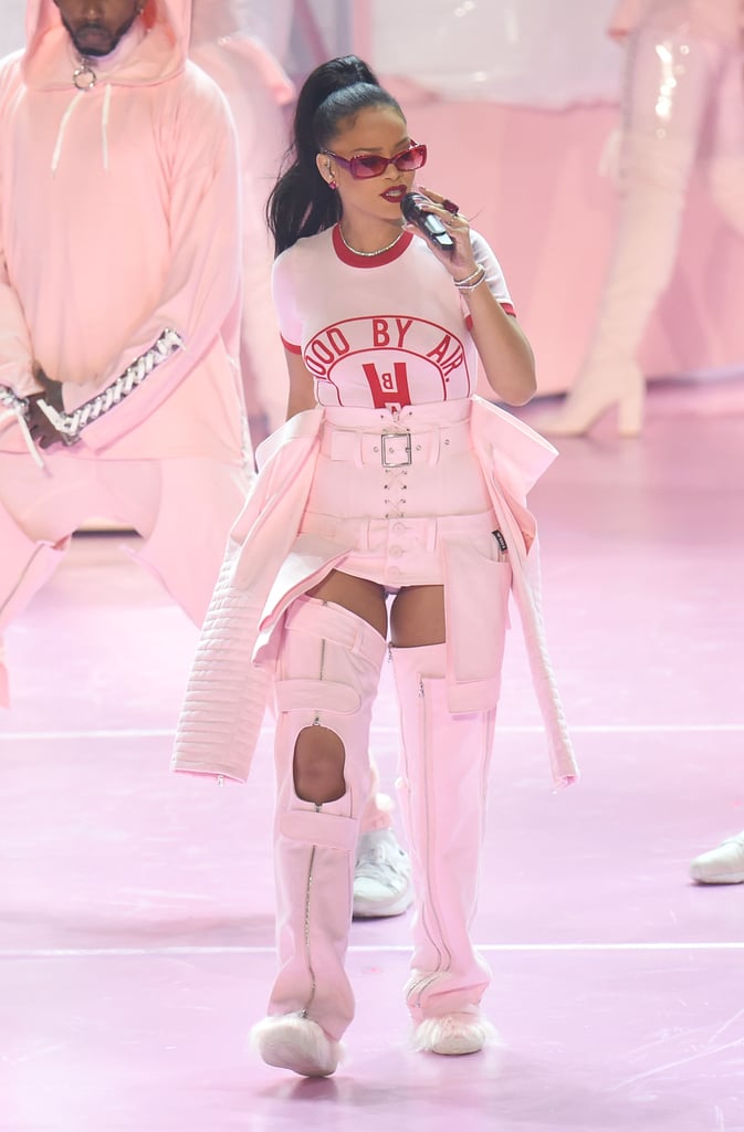 Photos of Rihanna at the 2016 MTV Video Music Awards