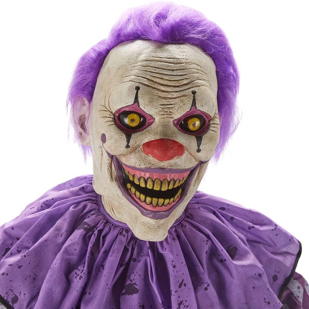 Trick-or-Treaters, Beware: This 9-Foot Clown Animatronic Is in the Mood For a Scare