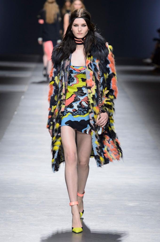 Versace Fall 2016 Runway