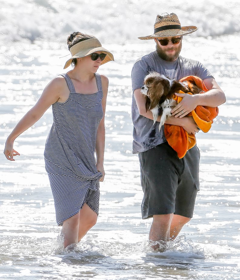 Seth Rogen and Lauren Miller in the Ocean With Their Dog | PS Celebrity