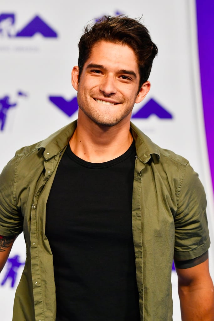 Tyler Posey At The 2017 Mtv Vmas Popsugar Latina 