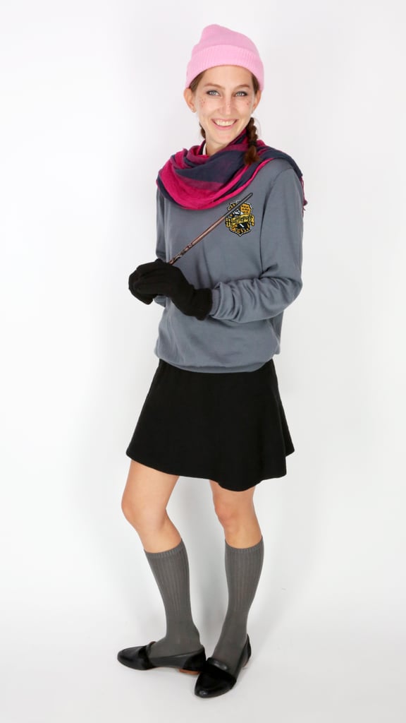 Easy Cosplay Costumes: Anna as a Hufflepuff Student