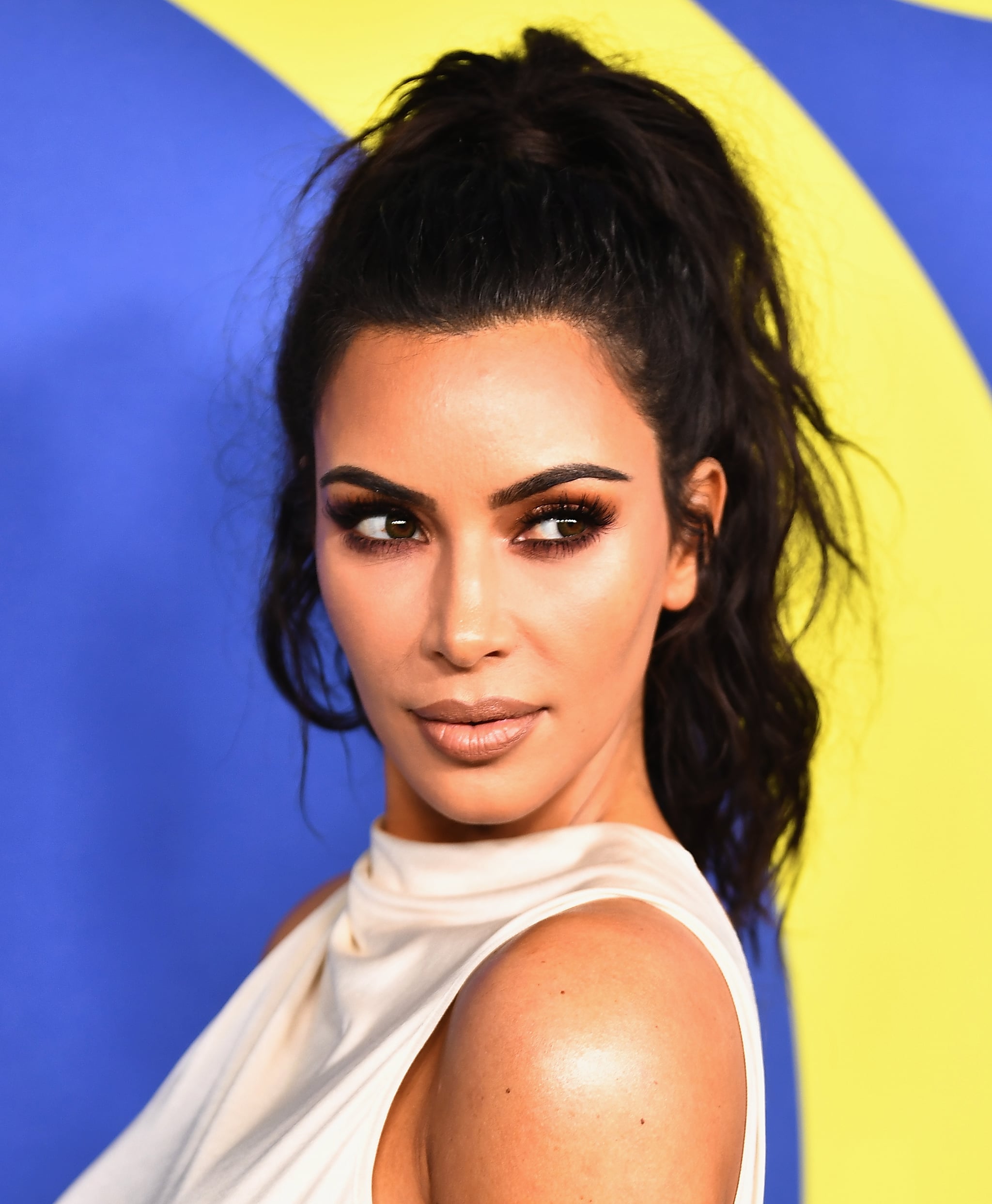 Kim Kardashian S Messy Ponytail In 2018 You Re Going To Need An Ice Bath After Seeing Kim Kardashian S Hottest Beauty Looks Popsugar Beauty Photo 14
