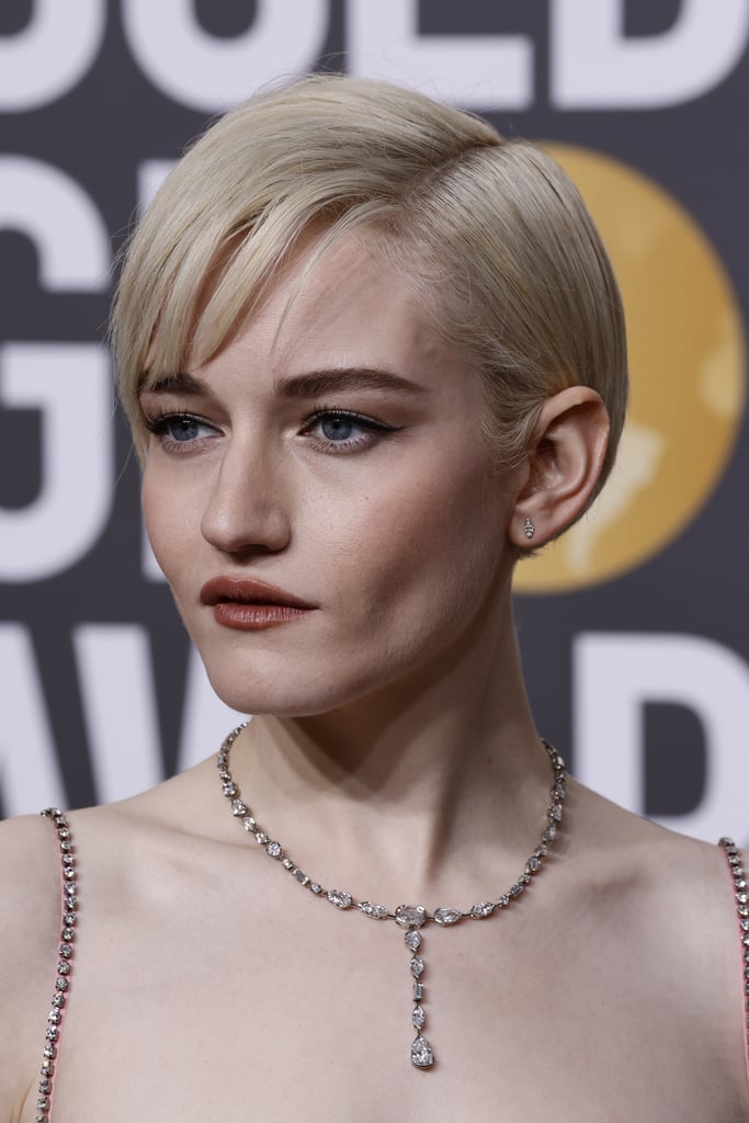 Julia Garner's Sleek Pixie Cut