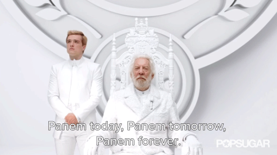 Our First Look at the Brainwashed Peeta