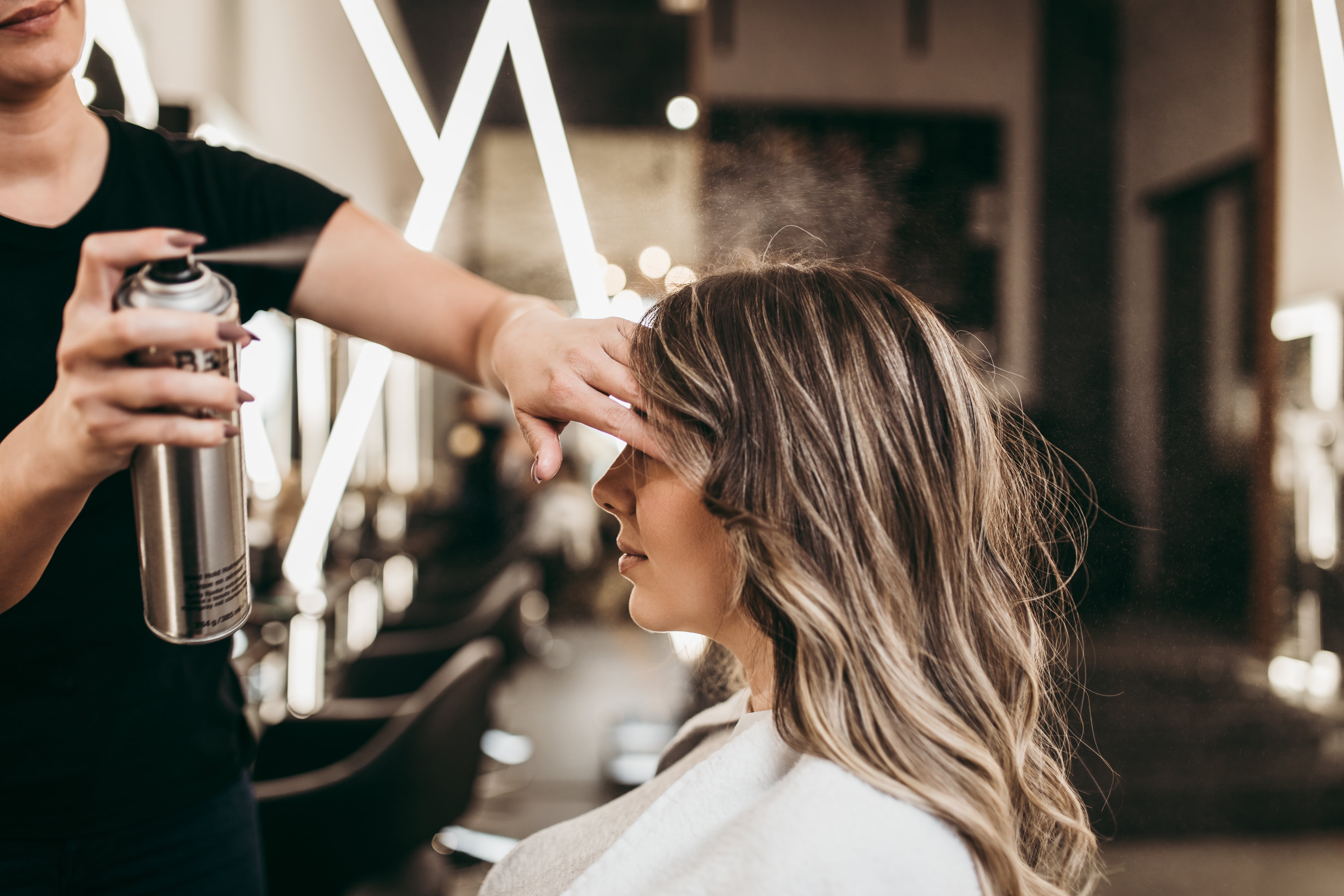 How to Find a New Hair Salon, According to Experts