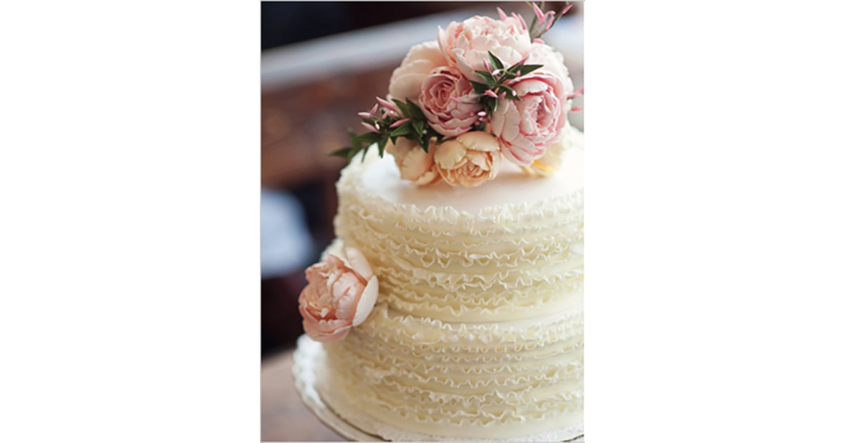 There's something so sweet about this simple but beautiful cake — the | Classic Wedding Cake ...