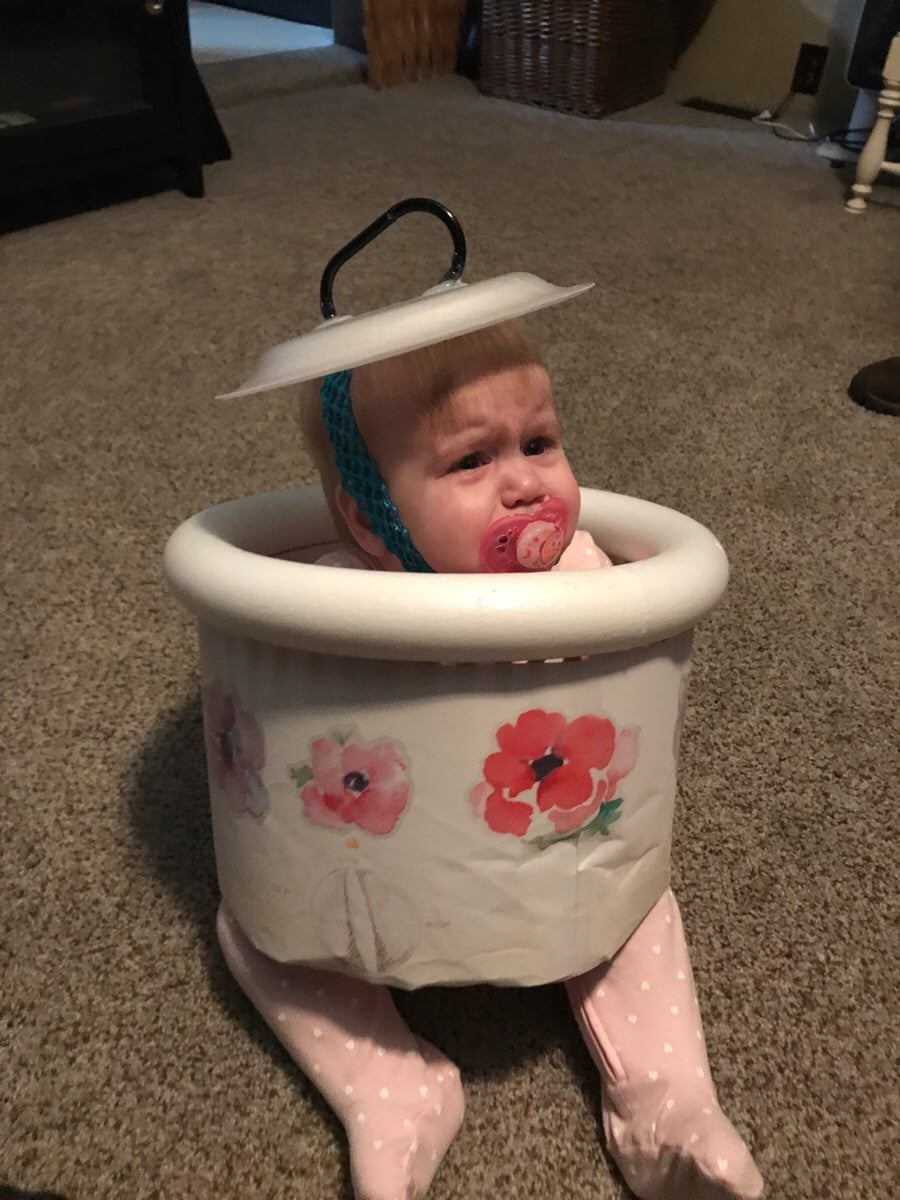 Baby Dressed as Crock-Pot For This Is Us Finale