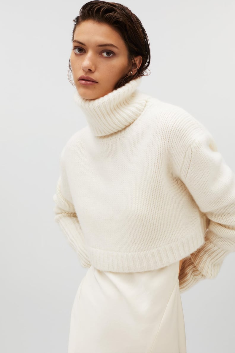 一个舒适的羊绒毛衣:Kaia x Zara剪裁羊绒毛衣