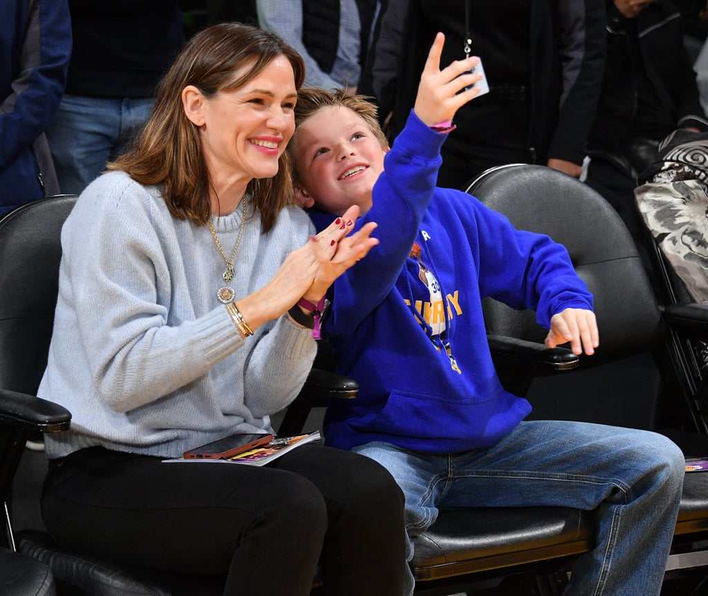 Jennifer Garner and Her Son Attend Lakers vs. Warriors Game