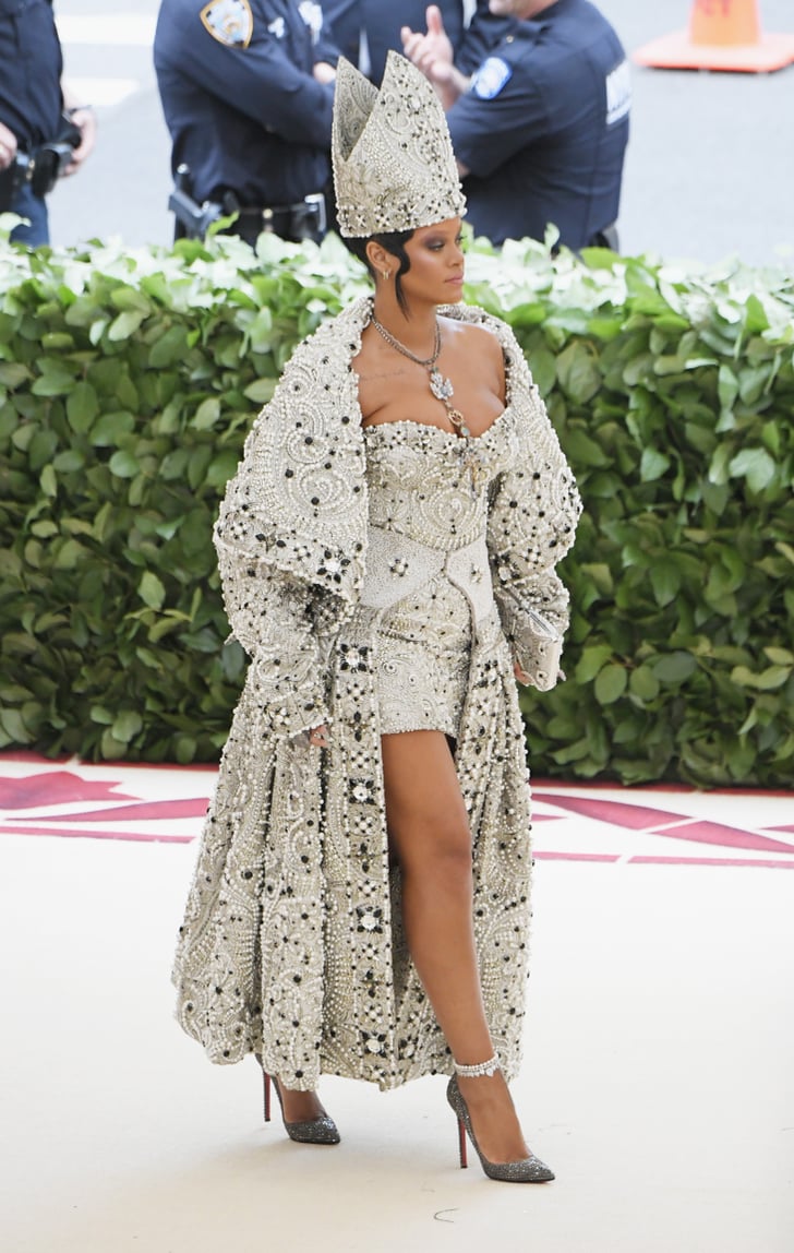 Rihanna at the 2018 Met Gala Photos | POPSUGAR Celebrity Photo 13