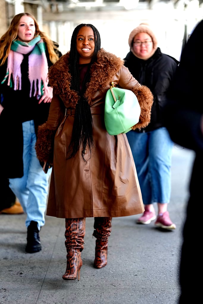 Look Back at NYFW Fall 2025 Street Style Trend: Oversize Clutches