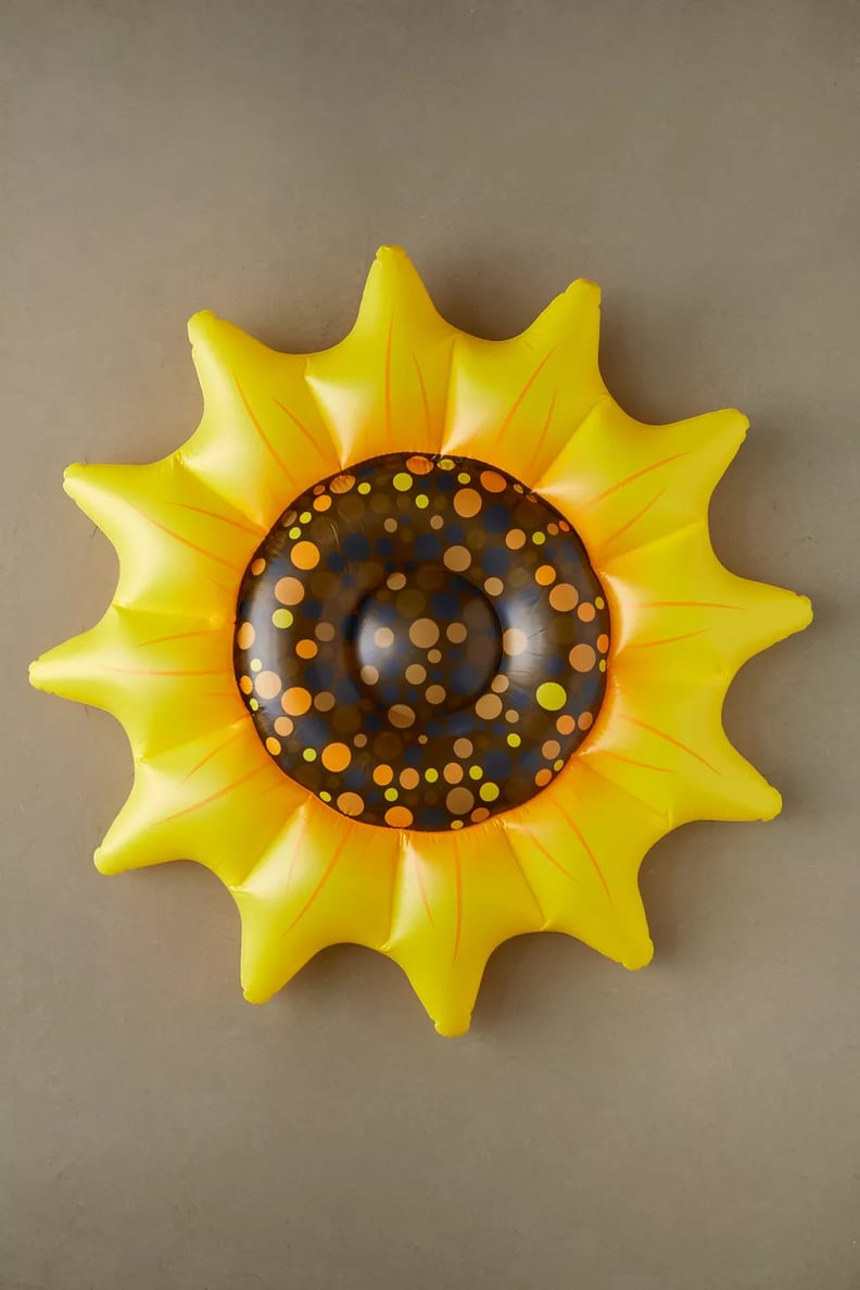 A Sunflower Pool Float: Sunflower Jumbo Pool Float