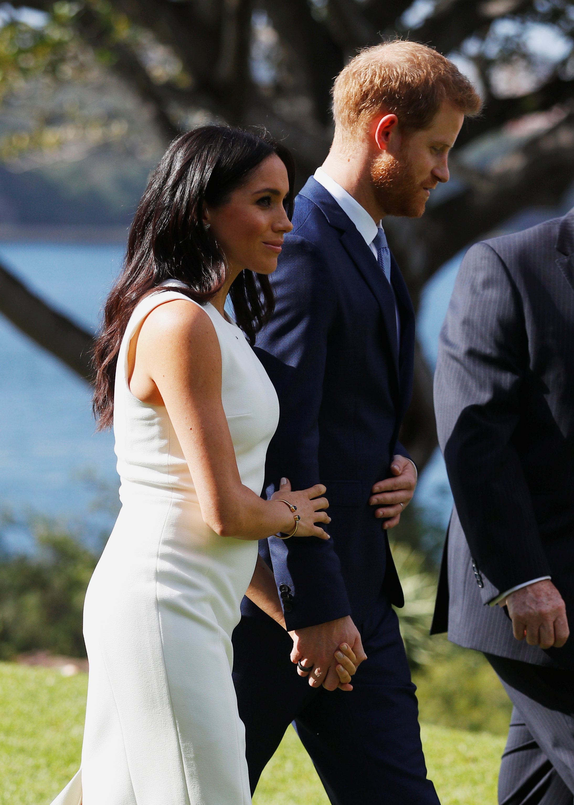 Meghan Markle Karen Gee White Dress Australia October 2018
