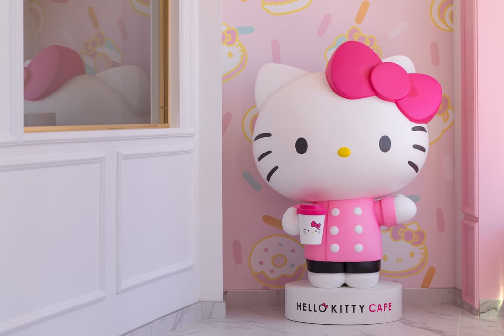 giant hello kitty bear