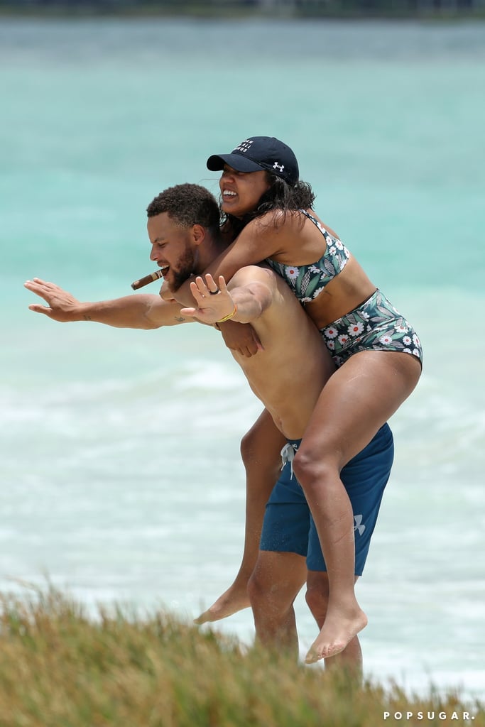 Stephen and Ayesha Curry recreated The Notebook during their Hawaiian beach day in June 2017.