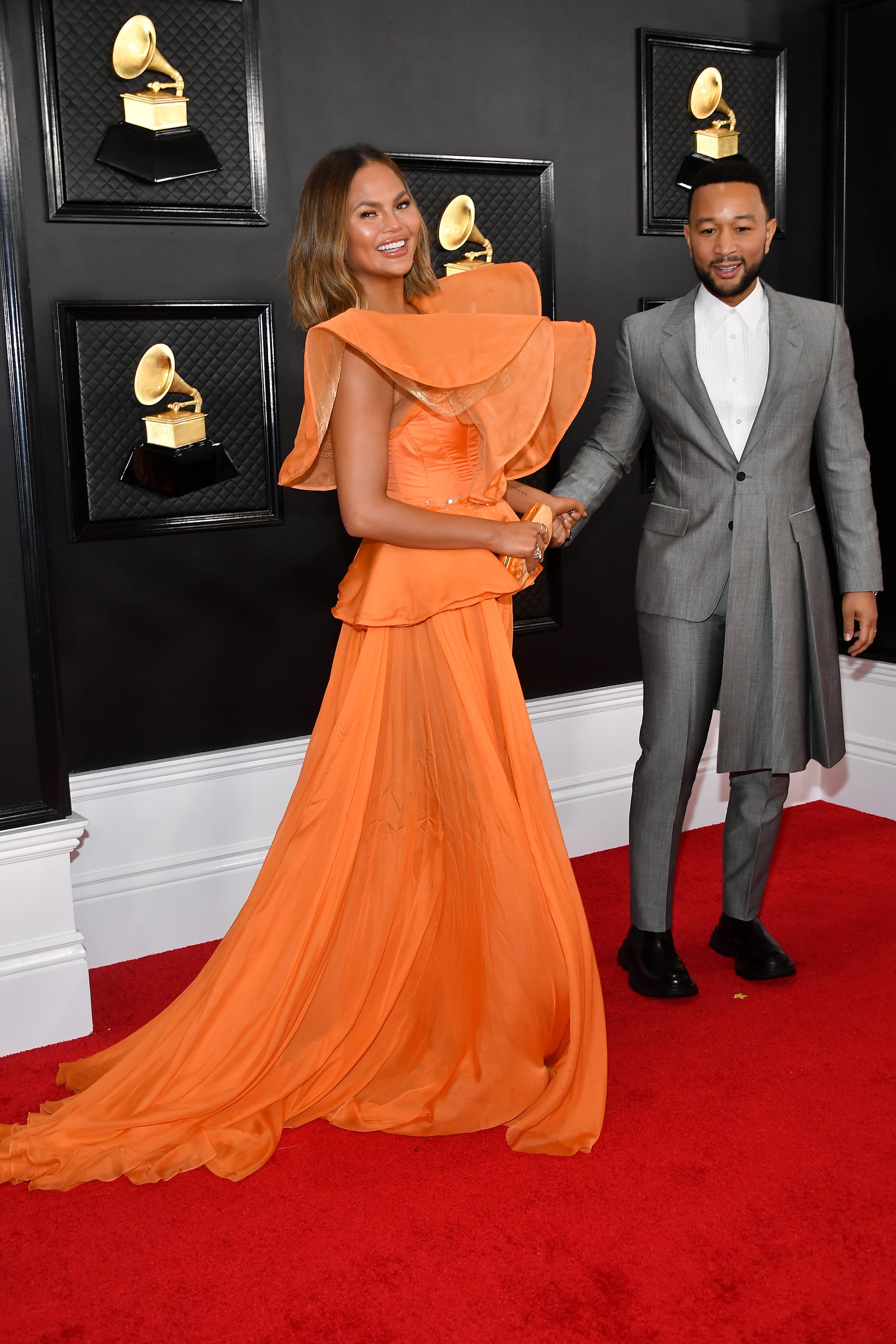 Chrissy Teigen S Wears Yanina Couture At 2020 Grammy Awards Popsugar Fashion Uk