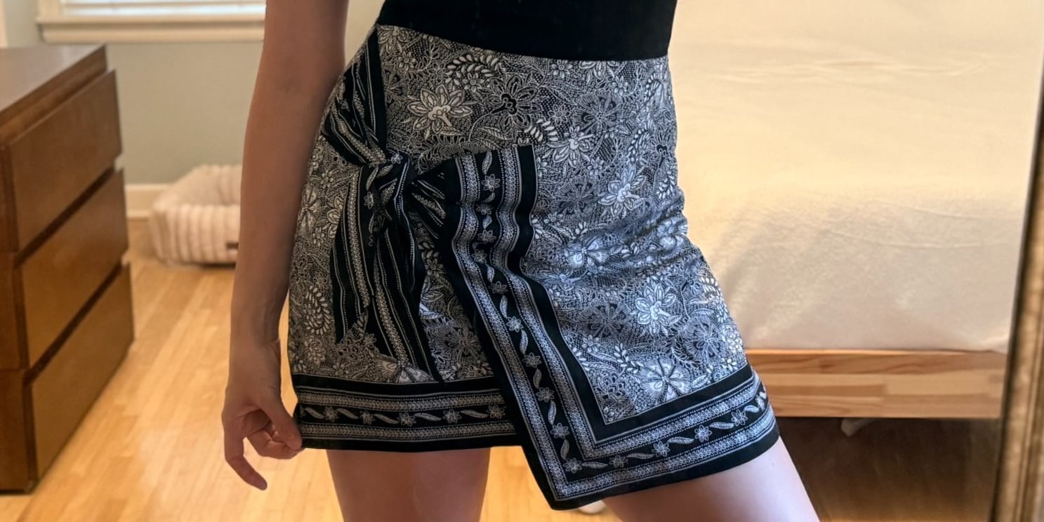 This $35 LOFT Skirt Nails the Bandana Trend I Keep Seeing on TikTok