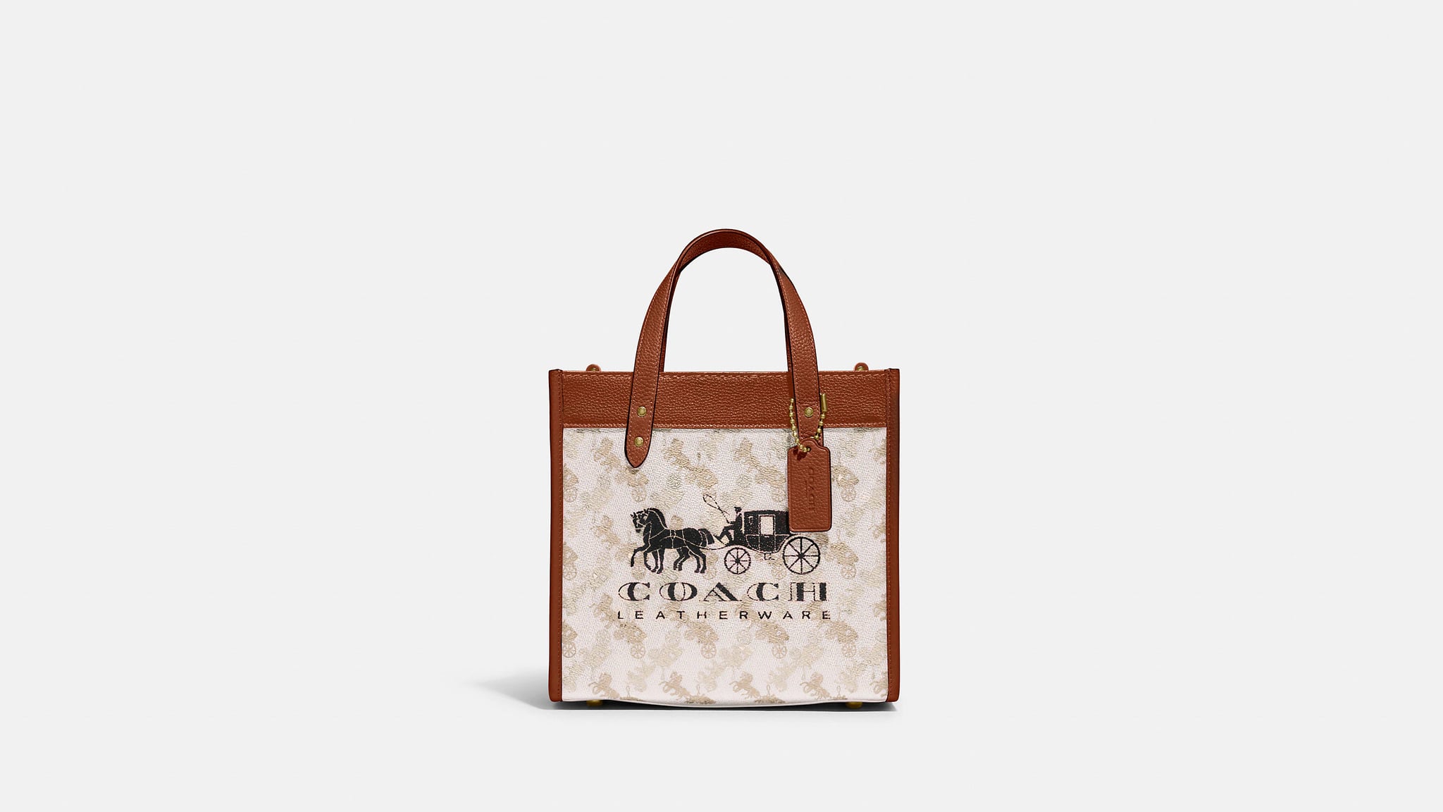 Jennifer Lopez s Coach Bag Jennifer Lopez Wears the Ultimate