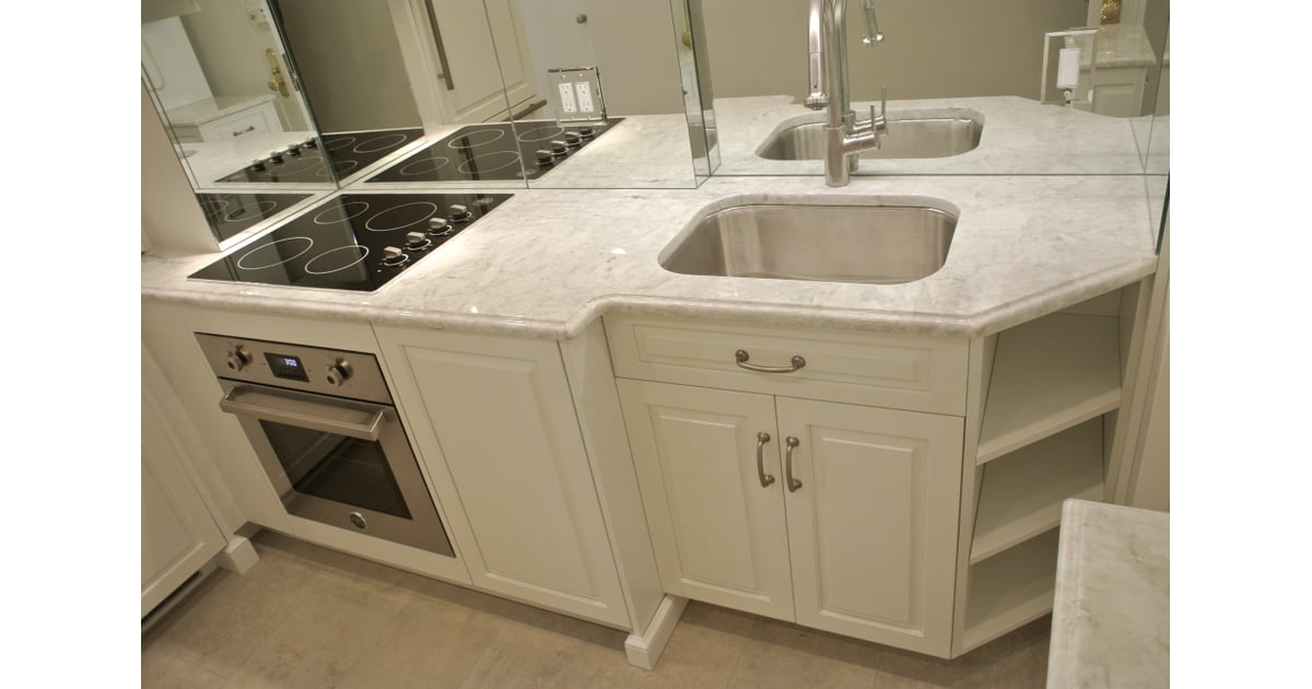 Disguise Eccentricities With A Mirrored Backsplash 11 Genius