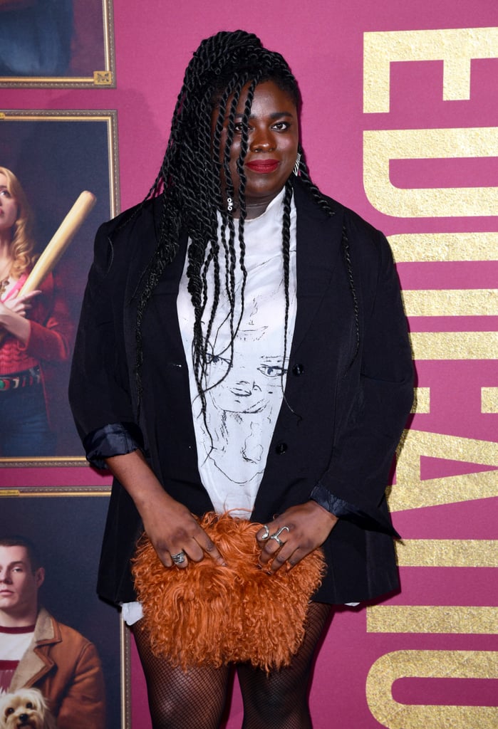 Chinenye Ezeudu as Viv