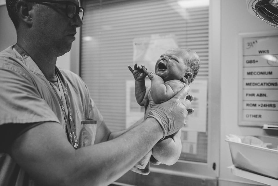 Photos of Mom and Surrogate After Baby Is Born
