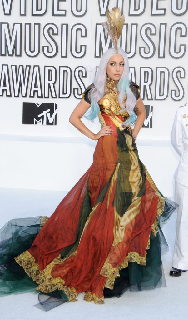 Lady Gaga honoured the memory of her friend Alexander McQueen at the 2010 VMAs by arriving to the award show in a gown from the last collection he designed.