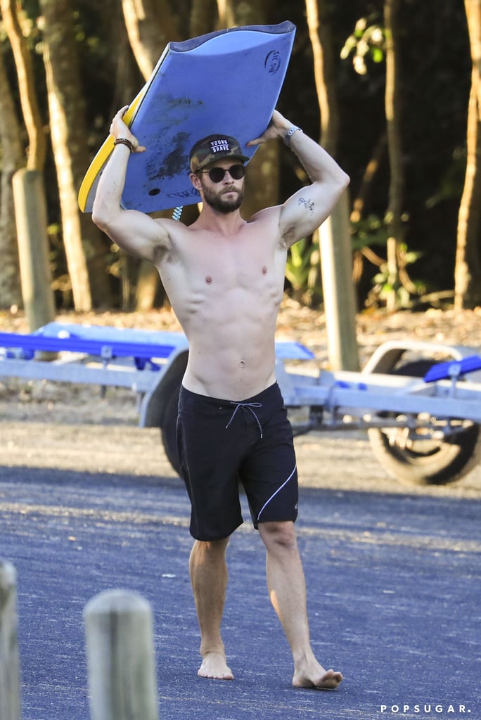 Chris Hemsworth Shirtless Pictures