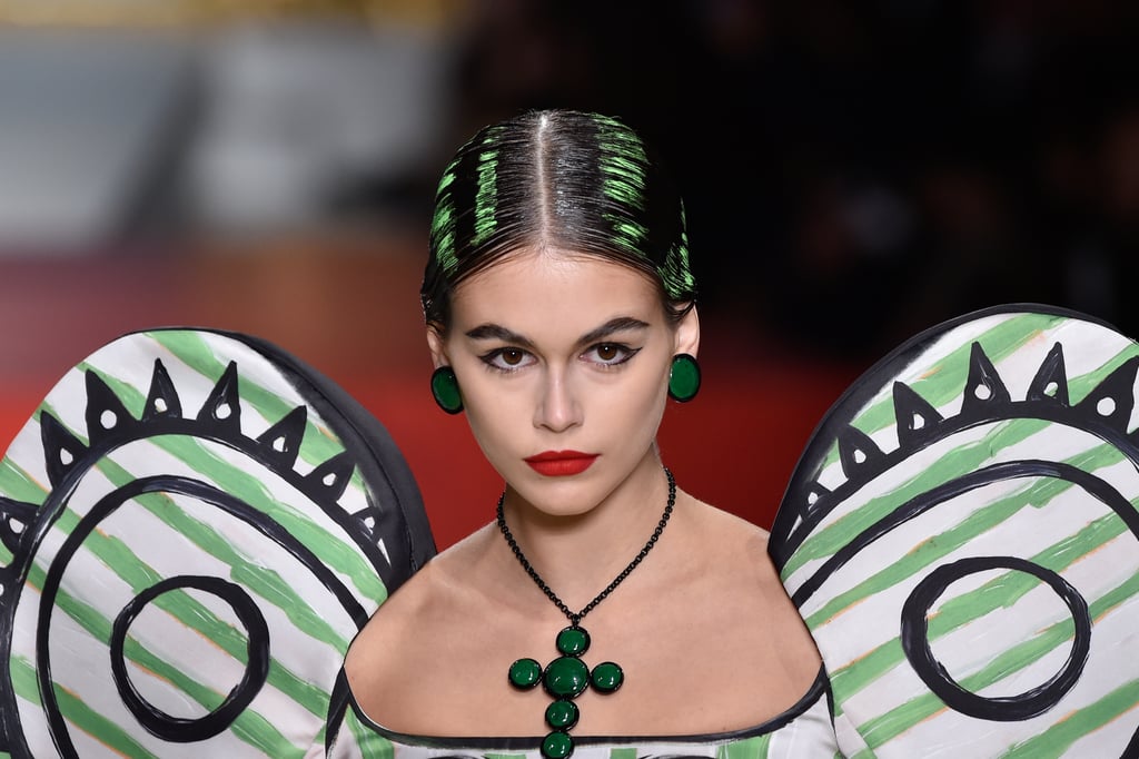 Kaia Gerber's Green Hair and Dark Lips