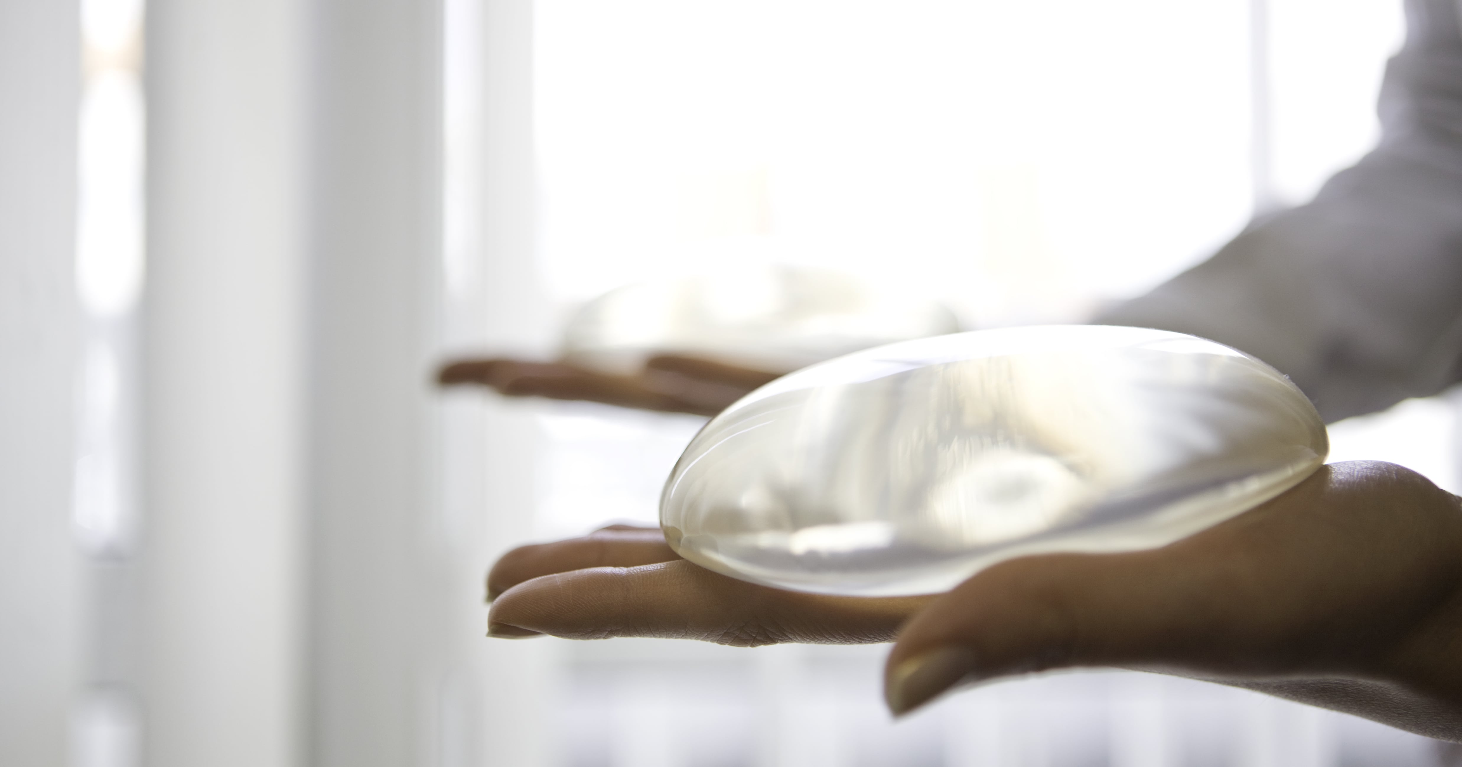 Define which breast implants will deliver the desired cup size