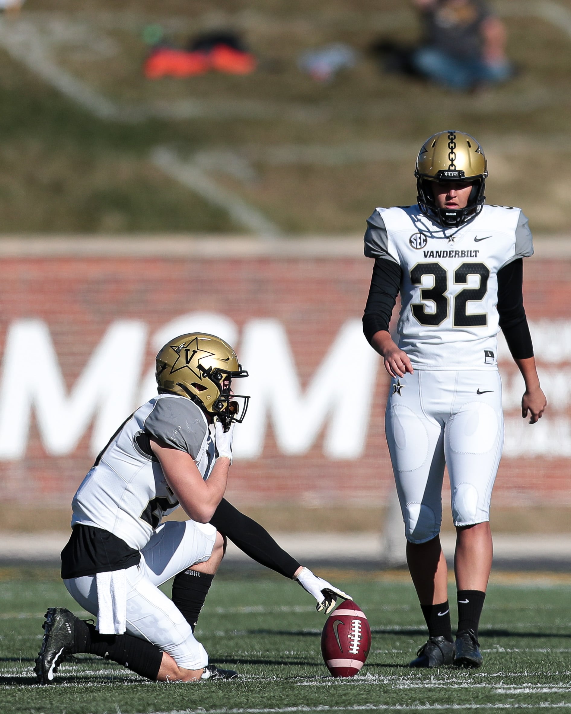 Sarah Fuller Is First Woman To Play In Power 5 Football Game Popsugar Fitness