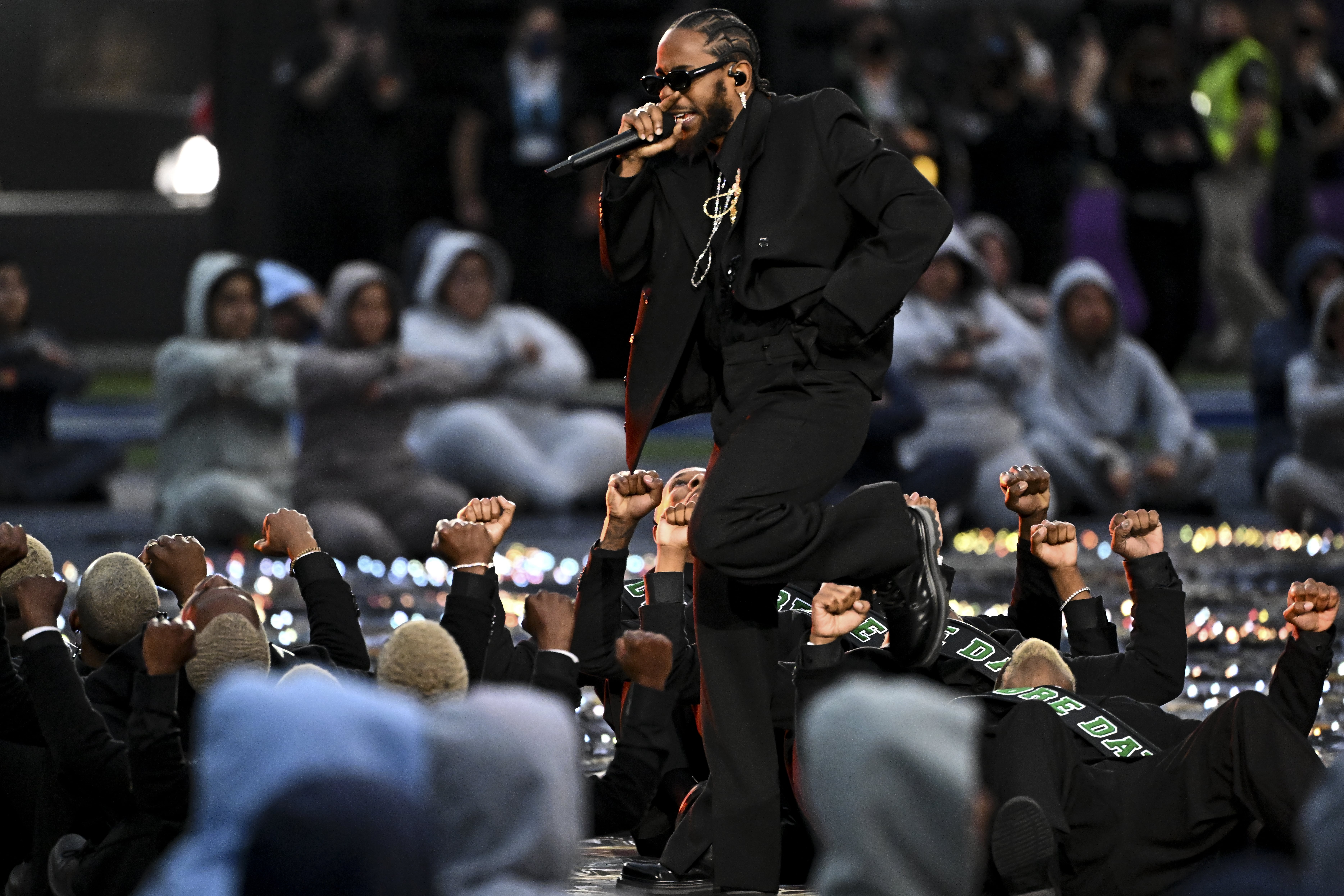 Kendrick Lamar Wore Custom Outfit From Virgil Abloh's Final Louis Vuitton  Collection for Super Bowl Halftime Show