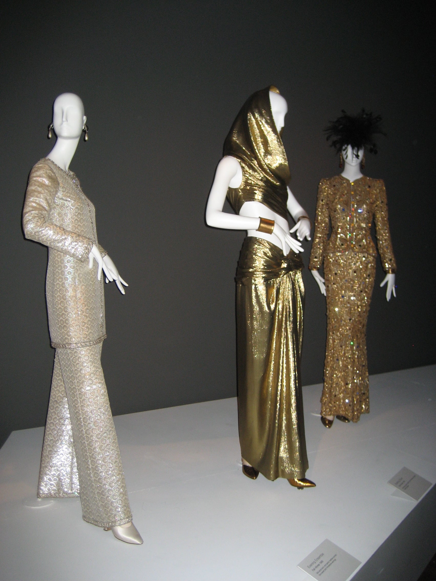 Fab Field Trip: The Yves Saint Laurent Exhibit at the De Young Museum ...