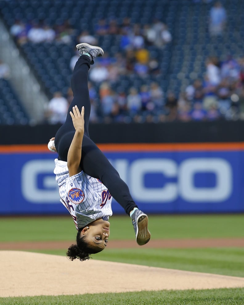 When She Threw the First Pitch For the Mets With a Flip