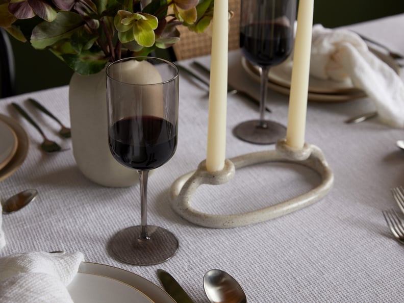 Stylish Wine Glasses: Red Wine Glass Set