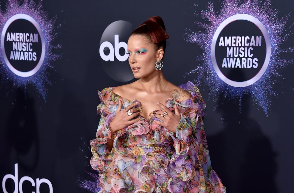 Halsey Watercolour Makeup at the American Music Awards 2019