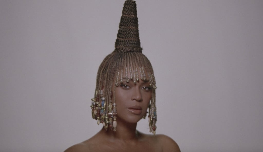 Beyoncé Wearing Cleopatra Braids