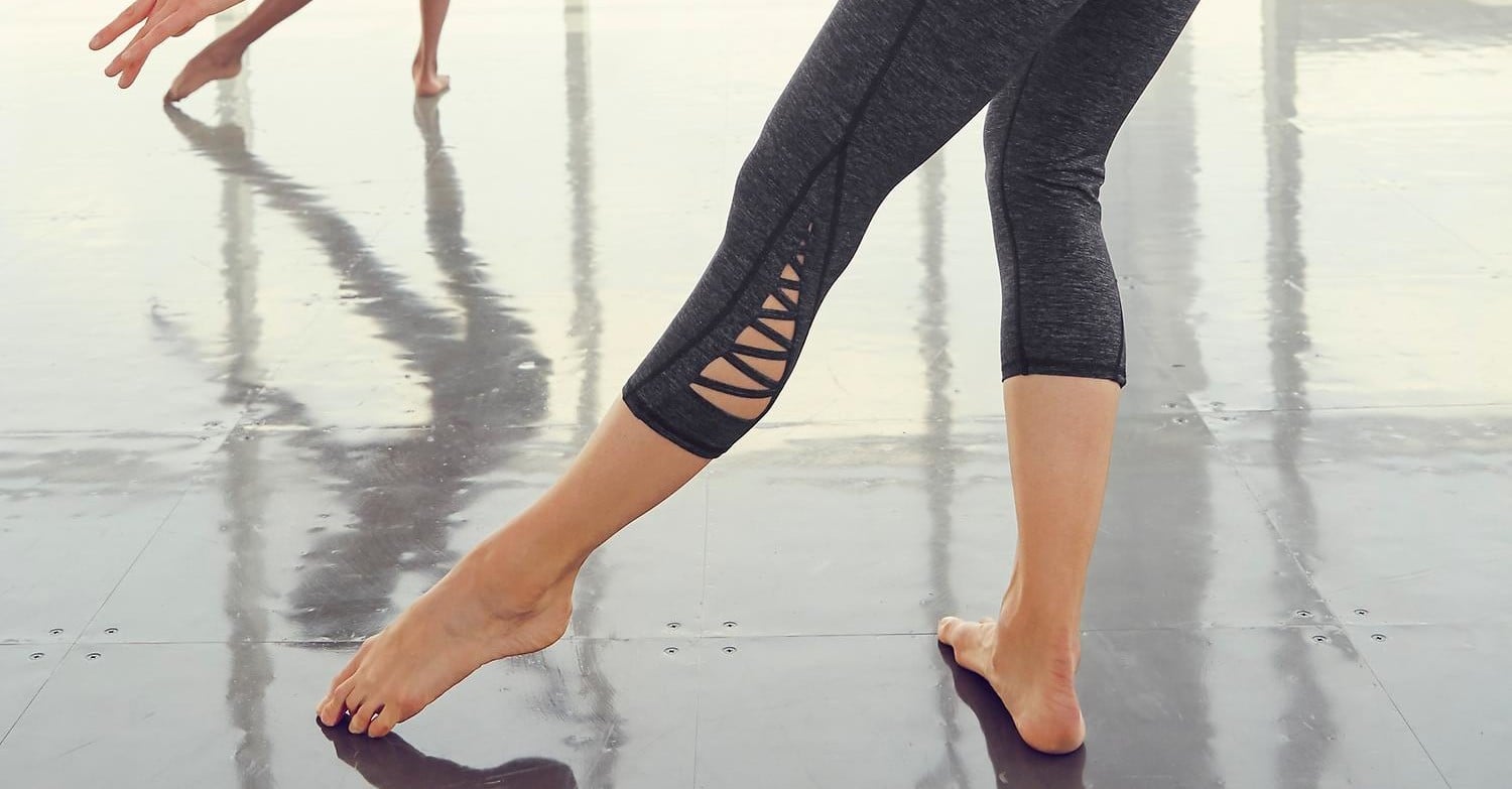 SweatyRocks Leggings Women Crisscross Stirrup Tights Gym Yoga Workout Pants