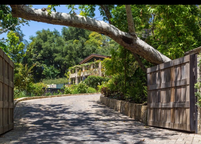 Jennifer Lopez Buys 40 Million BelAir Mansion POPSUGAR Home Photo 2